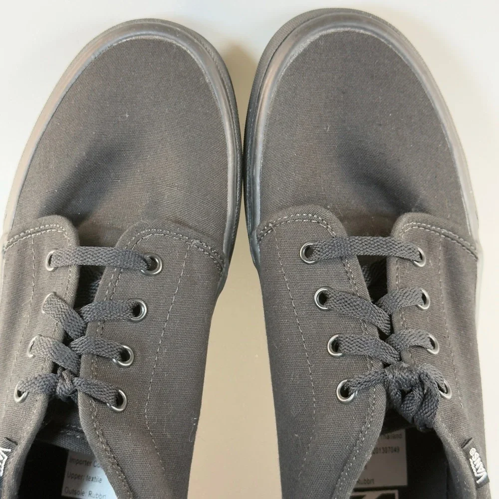 Vans‎ U 106 Vulcanized Mens 10 Skate Shoes Triple Black Lace Up Low Sneakers